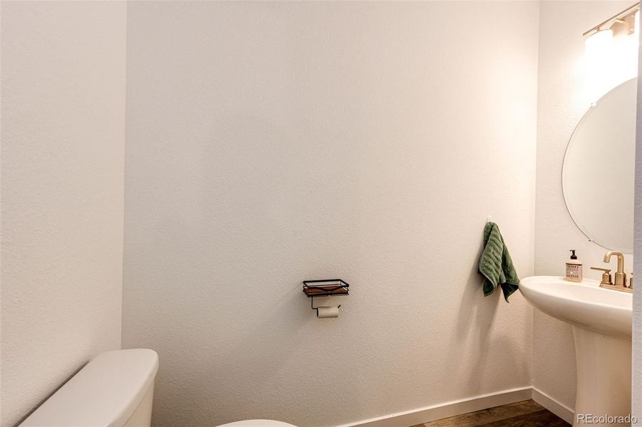 Main Floor 1/2 bathroom