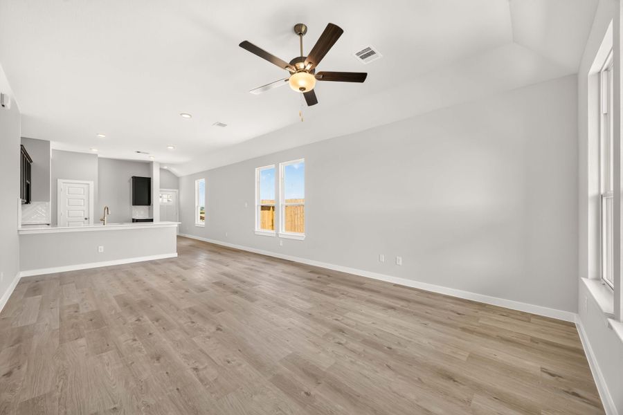 11925 Avian Avenue - Hawthorne - Family Room