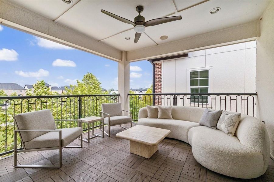 spacious rooftop terrace for outdoor entertaining spacious rooftop terrace for outdoor entertaining