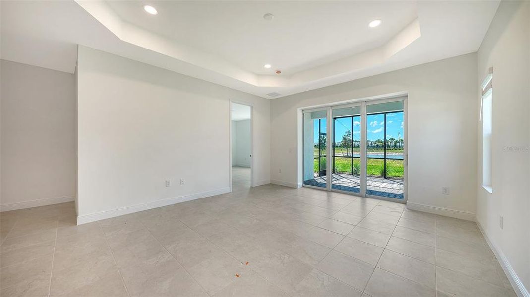 Spacious, unfurnished interior of a new home in Palmera, Venice (Image 29).