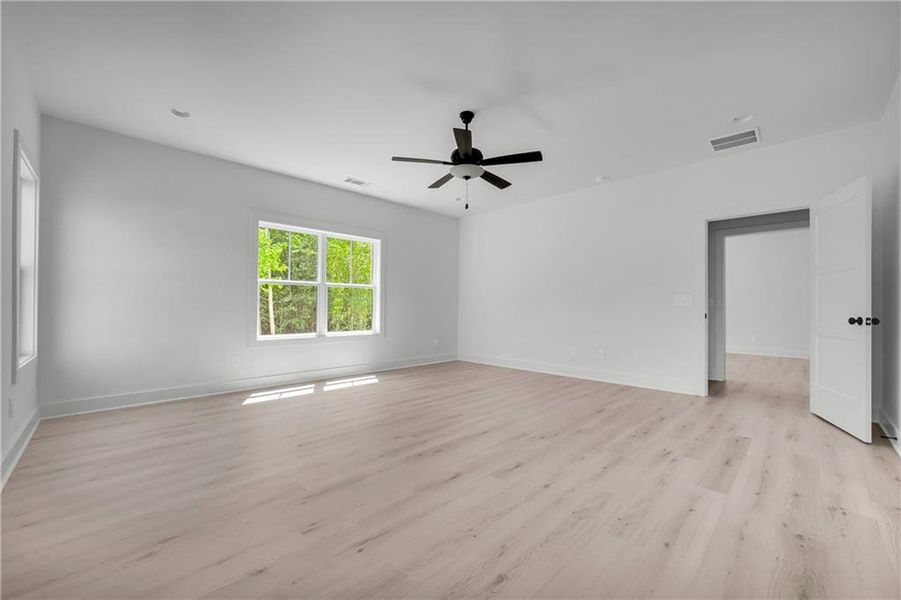 Spacious, unfurnished interior of a new home in , Lavonia (Image 48).