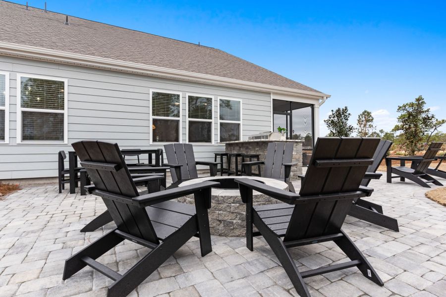 Representative exterior details of a home built from the Bedrock by Pulte Homes in Southport Meadows, Southport (Image 4).