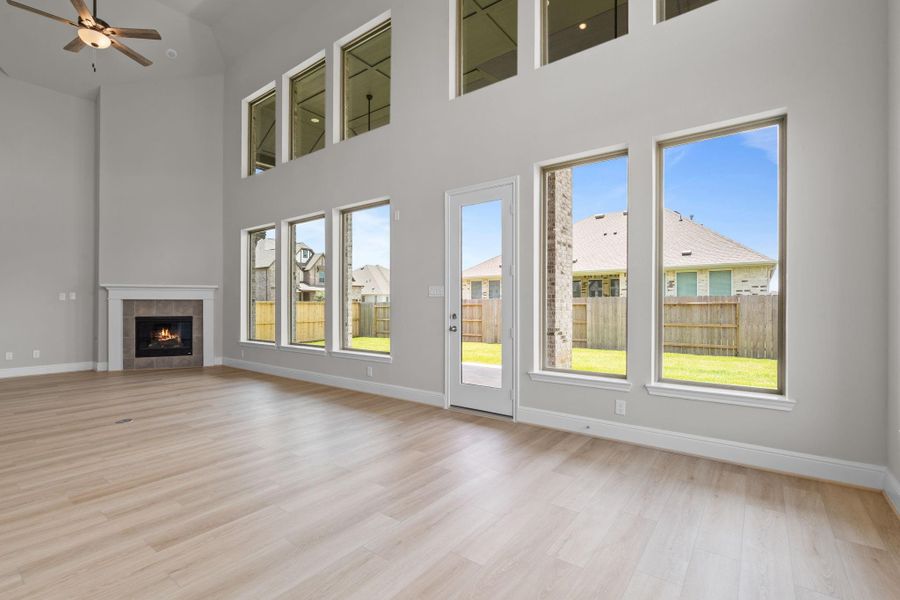 Spacious, unfurnished interior of a new home in Coastal Point, League City (Image 27). Spacious, unfurnished interior of a new home in Coastal Point, League City (Image 27).