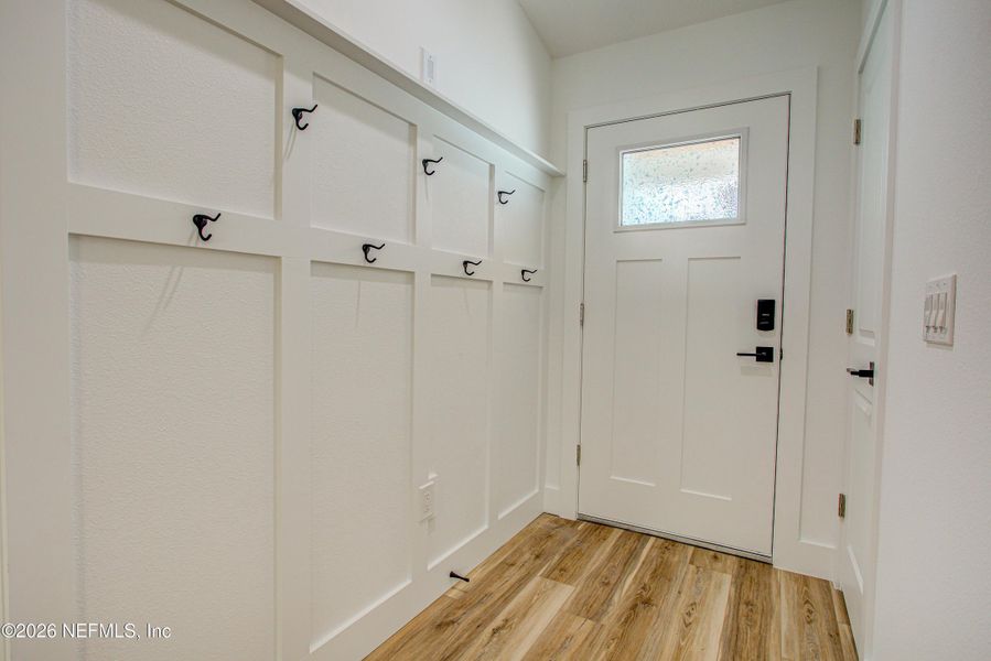 Spacious, unfurnished interior of a new home in , St. Augustine (Image 21).