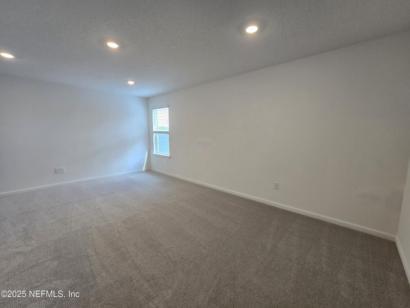Spacious, unfurnished interior of a new home in Hyland Trail, Green Cove Springs (Image 15). Spacious, unfurnished interior of a new home in Hyland Trail, Green Cove Springs (Image 15).