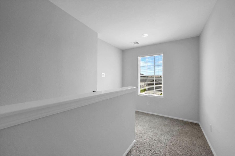 Spacious, unfurnished interior of a new home in Saint Tropez, Houston (Image 28). Spacious, unfurnished interior of a new home in Saint Tropez, Houston (Image 28).