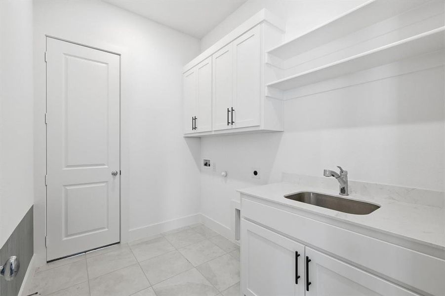 Furnished interior view inside a new home in Windsong Ranch 61' Series, Prosper (Image 26).