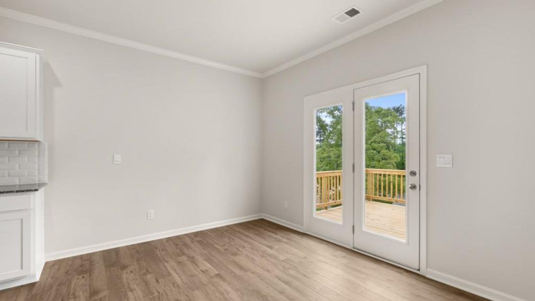 Spacious, unfurnished interior of a new home in Thompson Ridge, Dallas (Image 12). Spacious, unfurnished interior of a new home in Thompson Ridge, Dallas (Image 12).