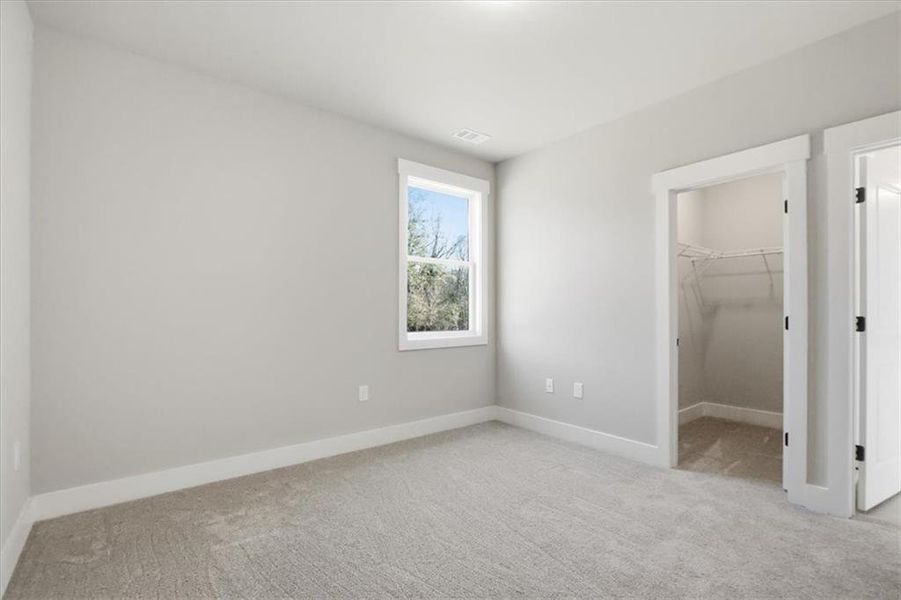 Spacious, unfurnished interior of a new home in , Statham (Image 77).
