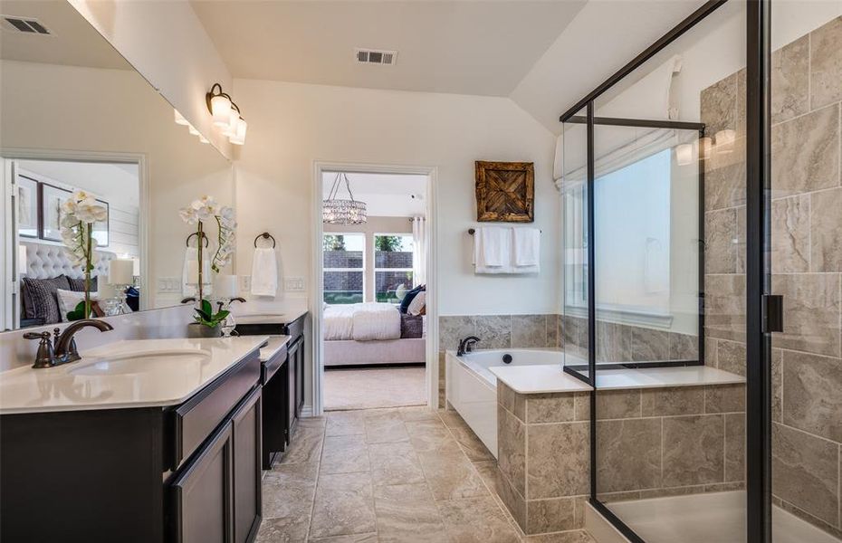 *Model representation. Some features and options may differ - Owner's private bath with double vanity
