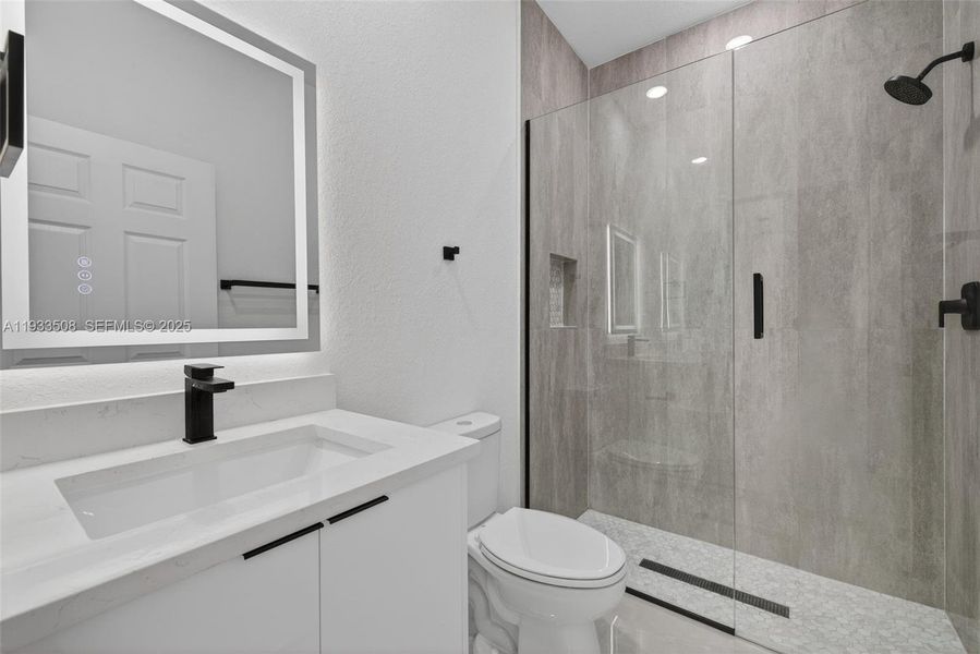 Furnished interior view inside a new home in , Lehigh Acres (Image 13).