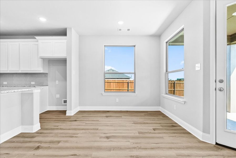 Representative unfurnished interior of a home built from the The Bradford by Doug Parr Custom Homes in Fair Oaks, Runaway Bay (Image 19). Representative unfurnished interior of a home built from the The Bradford by Doug Parr Custom Homes in Fair Oaks, Runaway Bay (Image 19).