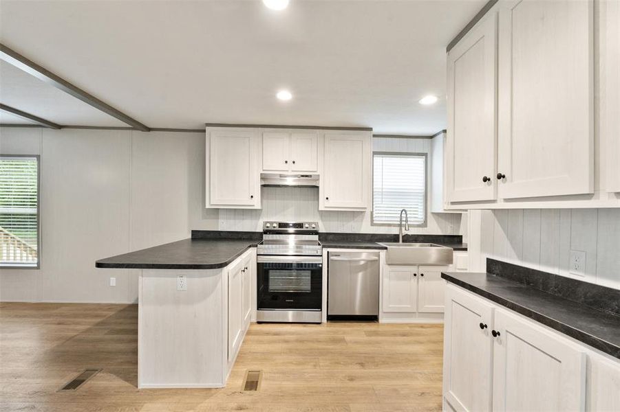 Furnished interior view inside a new home in , Mabank (Image 7). Furnished interior view inside a new home in , Mabank (Image 7).