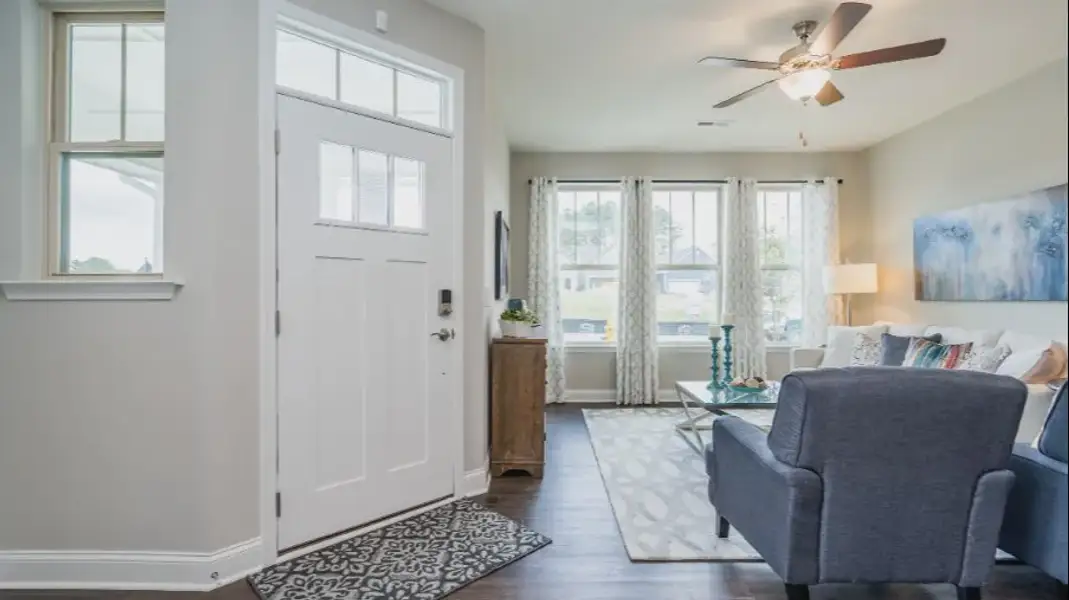Furnished interior view inside a new home in Battle Bridge, Raleigh (Image 4). Furnished interior view inside a new home in Battle Bridge, Raleigh (Image 4).