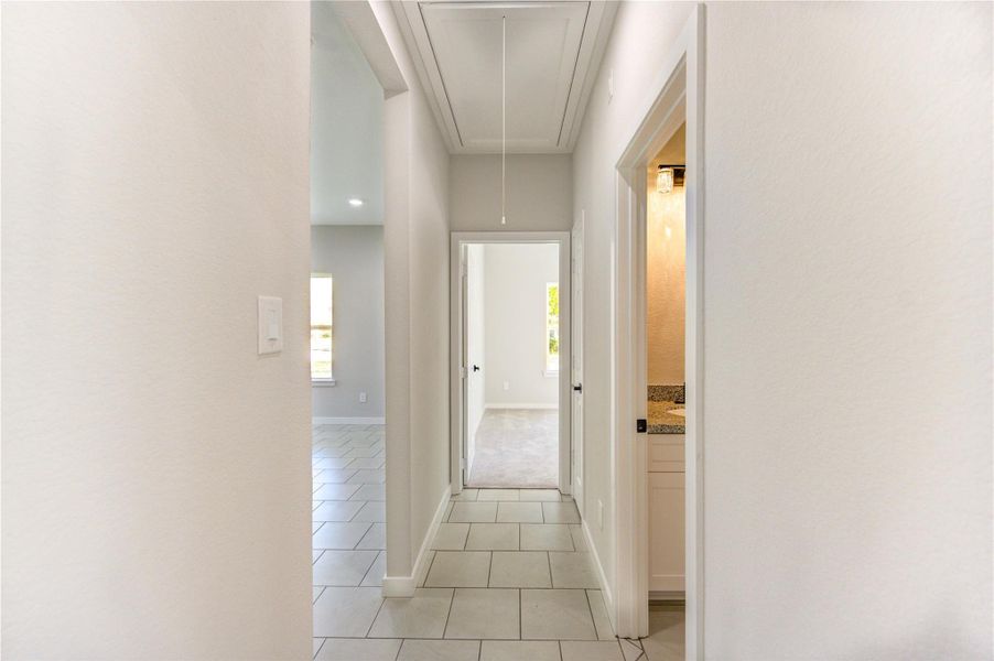 Spacious, unfurnished interior of a new home in , Navasota (Image 19).