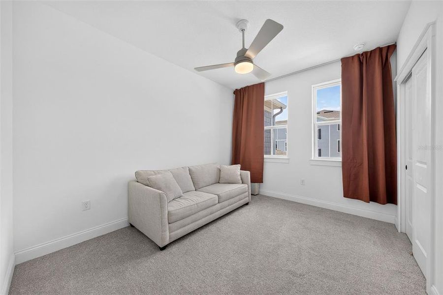 Furnished interior view inside a new home in , Orlando (Image 35).