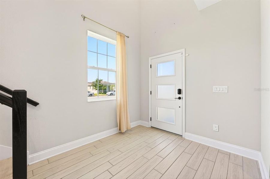 Spacious, unfurnished interior of a new home in , Debary (Image 21). Spacious, unfurnished interior of a new home in , Debary (Image 21).