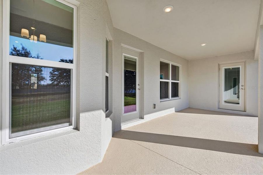 Exterior details and patio area of a home in Hill Country Estates, Dade City (Image 34).