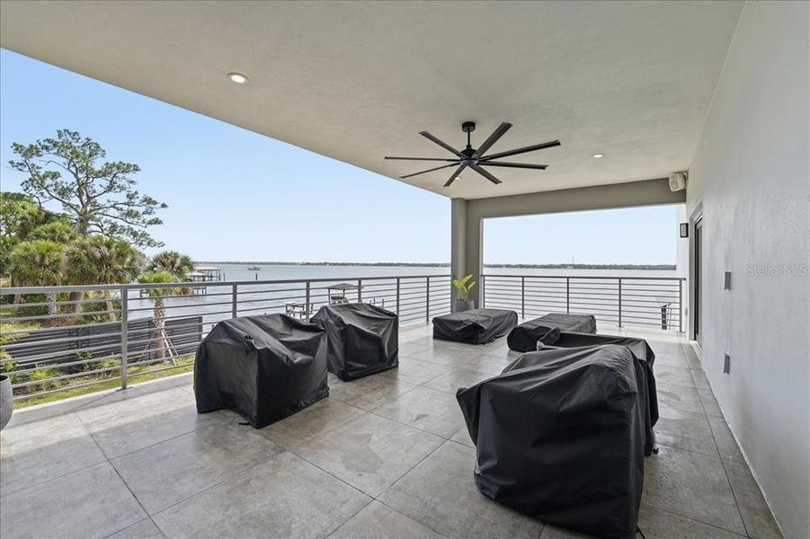 Exterior details and patio area of a home in , Merritt Island (Image 22).