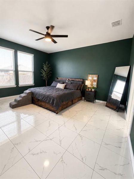 Furnished interior view inside a new home in Terra Trace, Fort Worth (Image 14).
