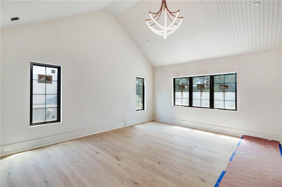 Spacious, unfurnished interior of a new home in , Atlanta (Image 13).