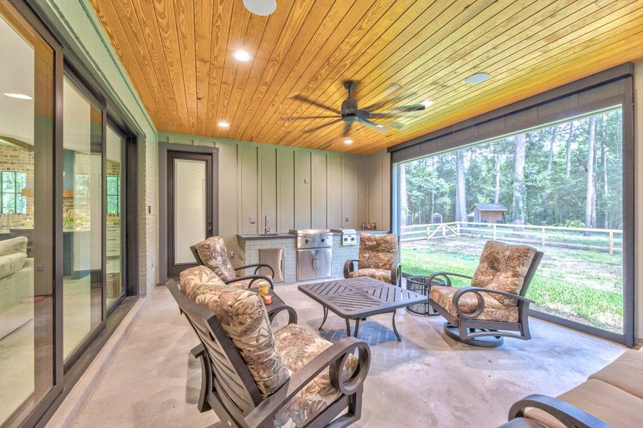 Exterior details and patio area of a home in , Magnolia (Image 4).