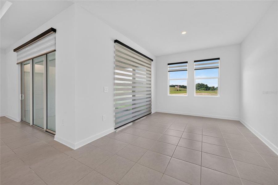 Spacious, unfurnished interior of a new home in , Apopka (Image 30).