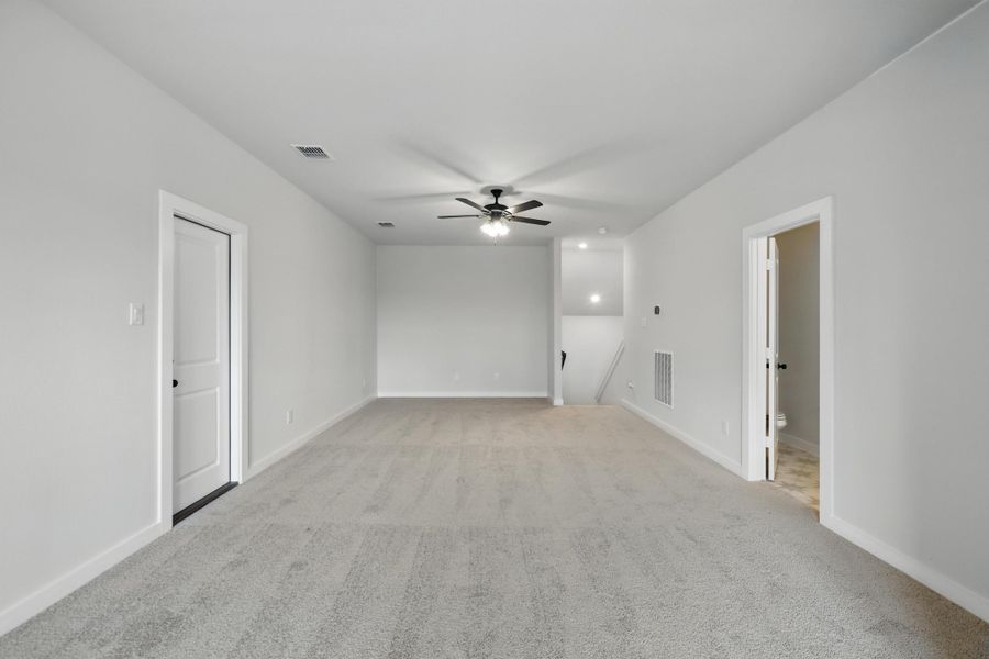 Representative unfurnished interior of a home built from the McKinley II by Cheldan Homes in Terra Vista Estates, Springtown (Image 32).