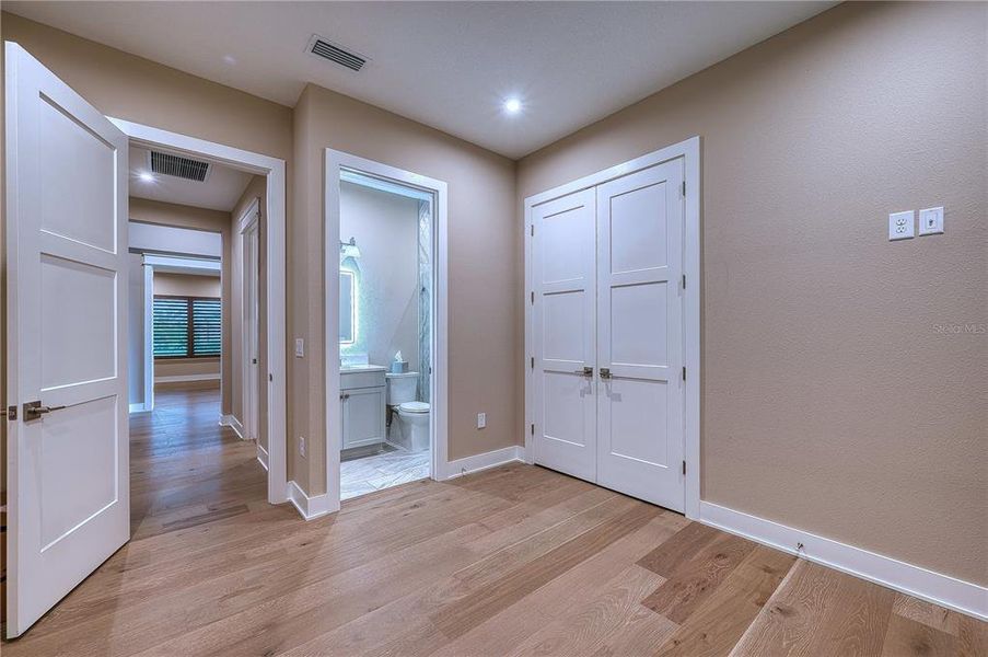 Spacious, unfurnished interior of a new home in , Sarasota (Image 17). Spacious, unfurnished interior of a new home in , Sarasota (Image 17).