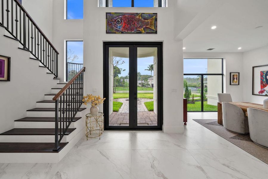 Foyer/Front Door Foyer/Front Door