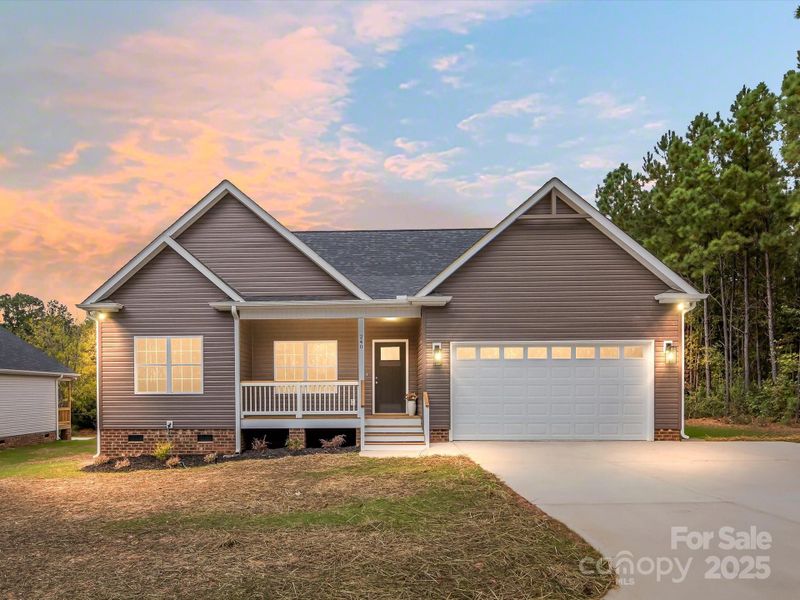Front exterior of a new home in , York, SC, highlighting curb appeal (Image 27). Front exterior of a new home in , York, SC, highlighting curb appeal (Image 27).