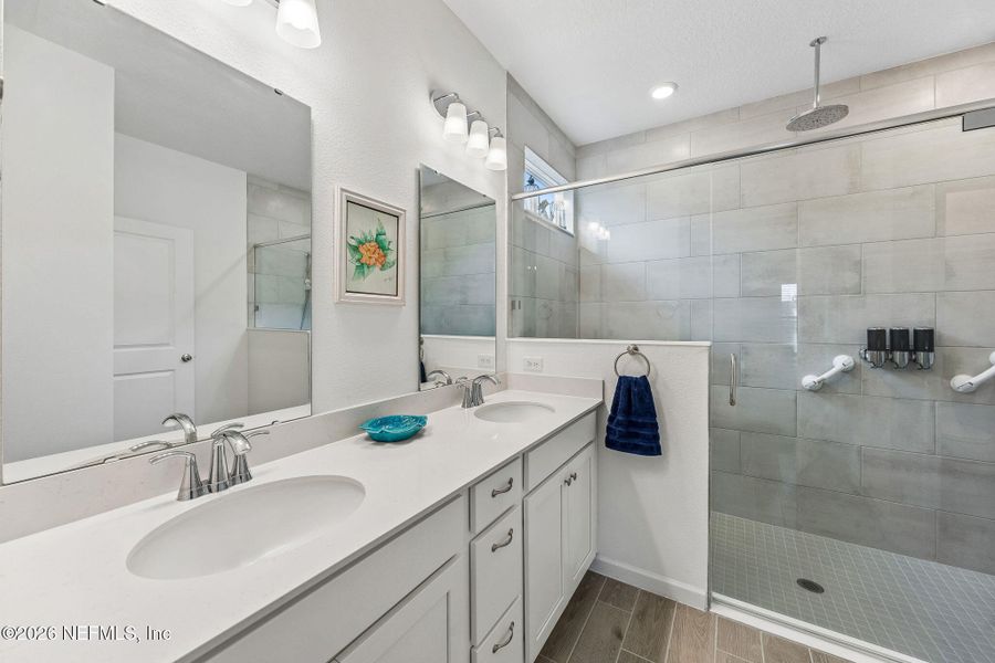 Furnished interior view inside a new home in , Yulee (Image 47).
