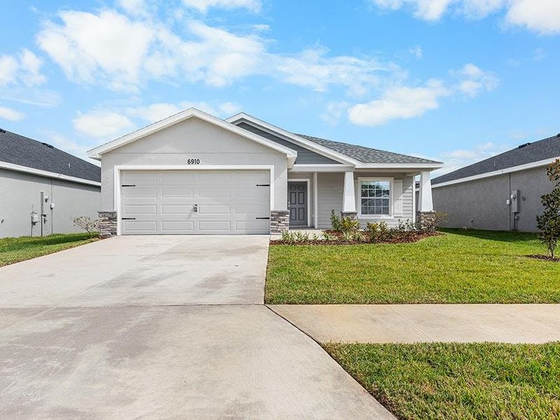 Welcome home to 6910 161st Terrace East in Parrish, FL!