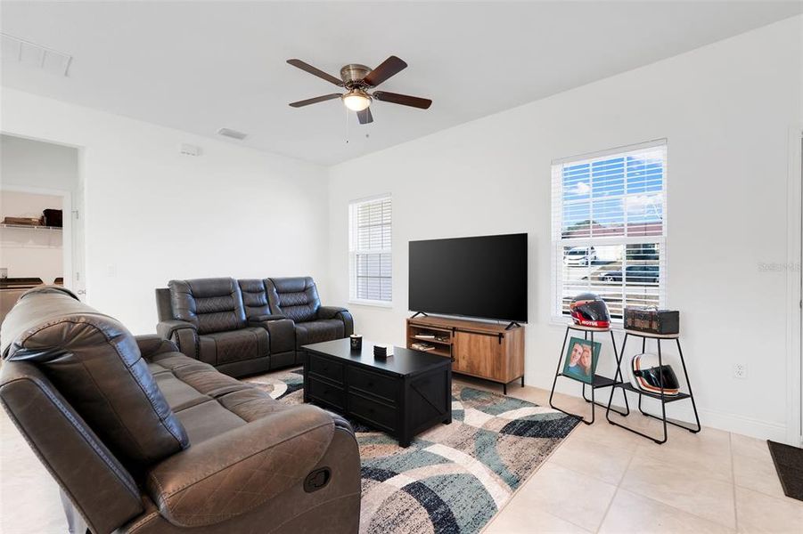 Furnished interior view inside a new home in , Ocala (Image 7).