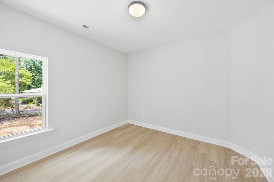 Spacious, unfurnished interior of a new home in , Gastonia (Image 28).