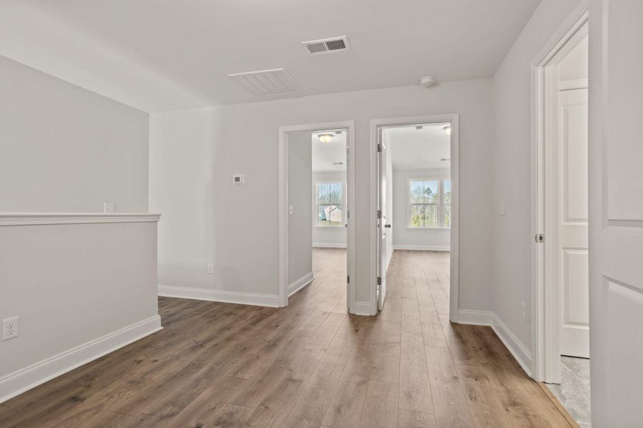 Spacious, unfurnished interior of a new home in , Greenwood (Image 13).