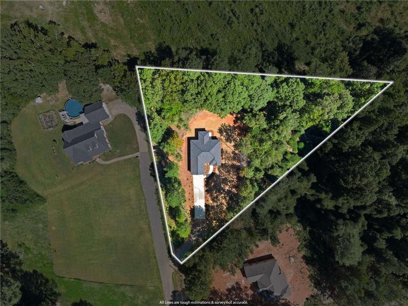 Community amenities in , Summerville (Image 41).