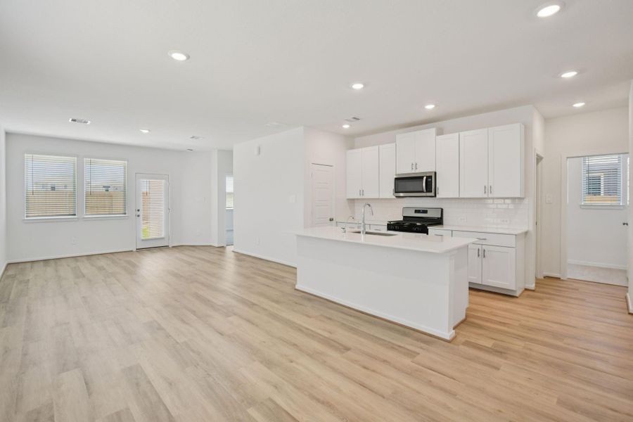 Furnished interior view inside a new home in Sundance Cove - Traditional Series, Crosby (Image 3).
