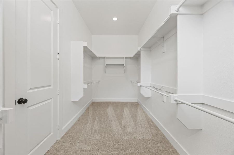 Spacious, unfurnished interior of a new home in Chatham Reserve, Providence Village (Image 28).