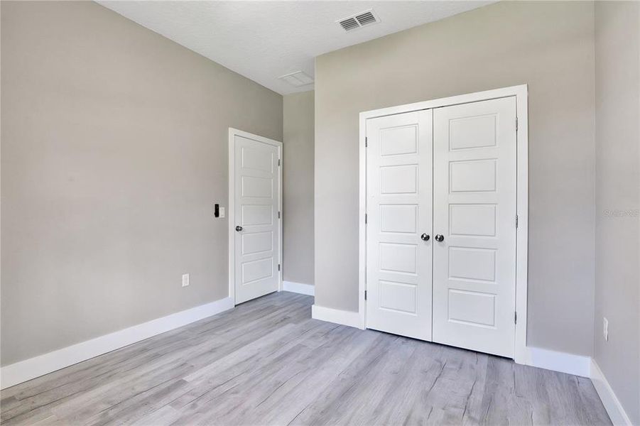 Spacious, unfurnished interior of a new home in , Winter Garden (Image 28).