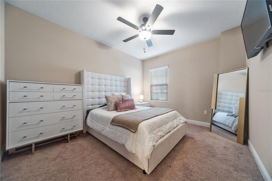 Furnished interior view inside a new home in Reunion Village, Kissimmee (Image 10).
