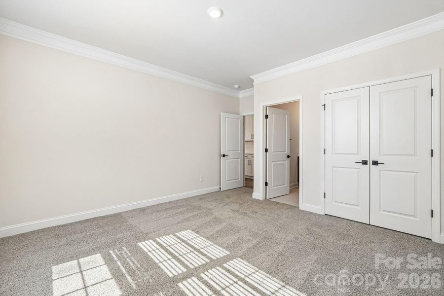 Spacious, unfurnished interior of a new home in Sylvan Creek, Denver (Image 44). Spacious, unfurnished interior of a new home in Sylvan Creek, Denver (Image 44).