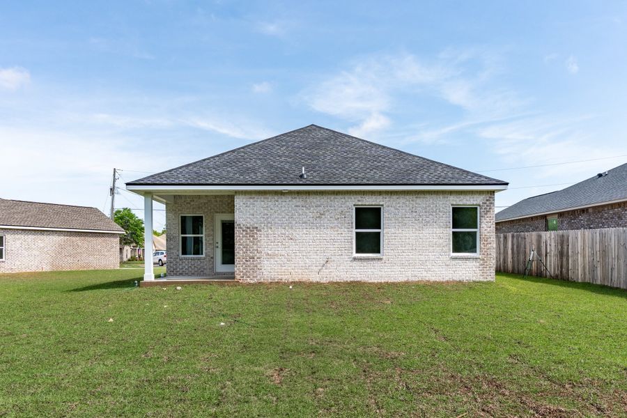 Exterior details of a home in Homewood Estates, Crestview (Image 3).
