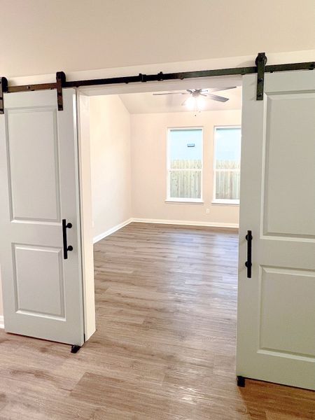 Representative unfurnished interior of a home built from the Wingate by Steve Klein Custom Builder in TerraVista, Victoria (Image 10).