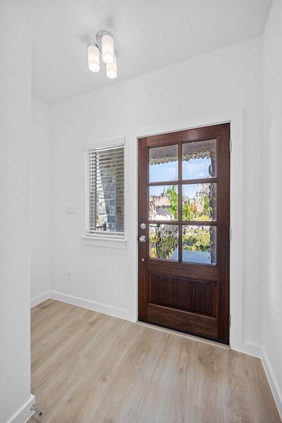 Spacious, unfurnished interior of a new home in Lakeside at Tessera, Lago Vista (Image 15).