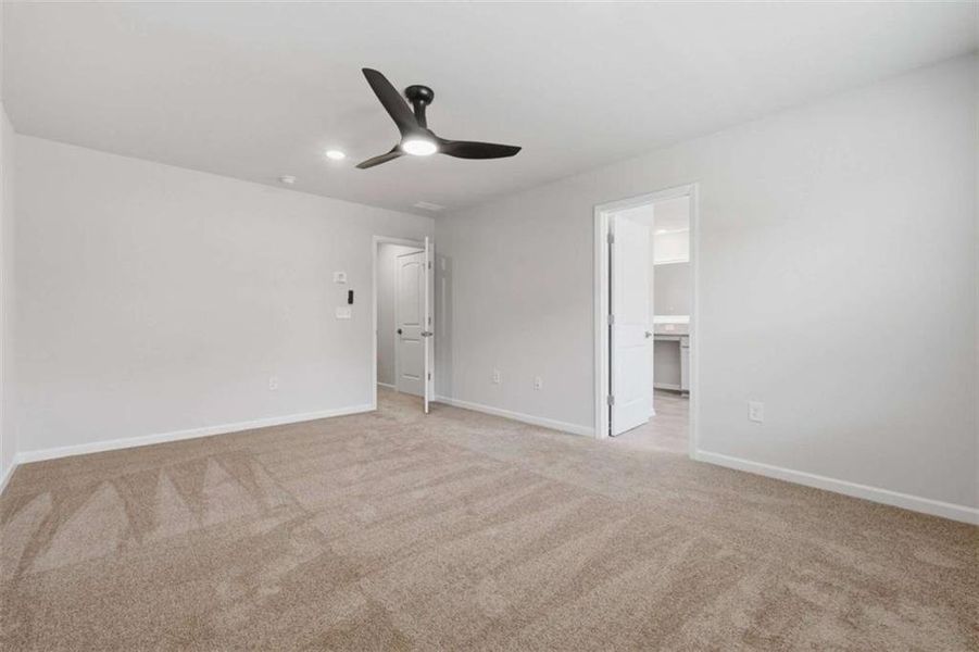 Spacious, unfurnished interior of a new home in Parkway James, Snellville (Image 21).