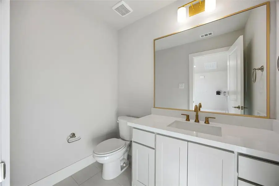 Furnished interior view inside a new home in Levante - 1 Acre Lots, Waxahachie (Image 9). Furnished interior view inside a new home in Levante - 1 Acre Lots, Waxahachie (Image 9).