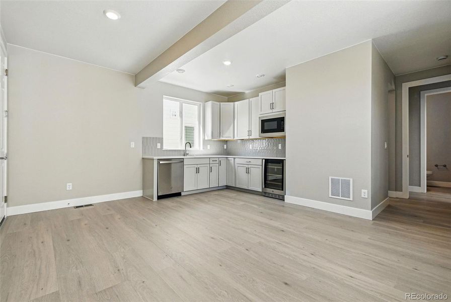 9329 Russell Circle ~ Ready Now