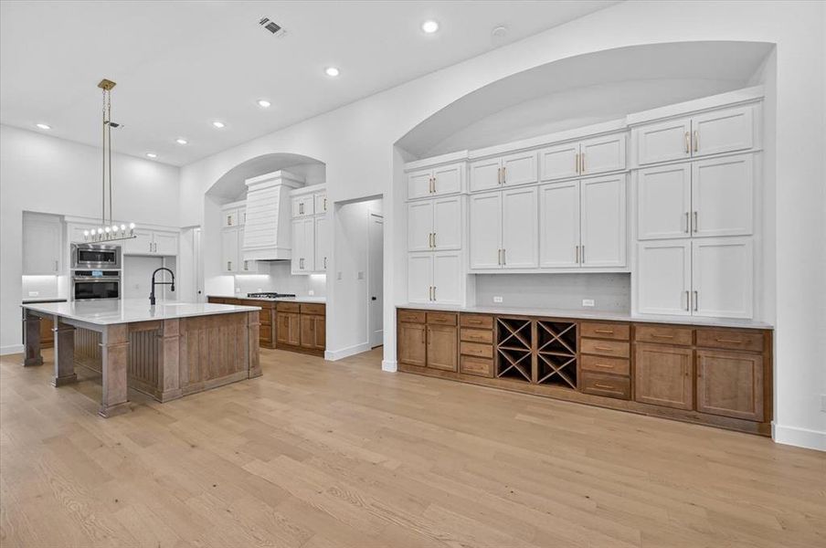Furnished interior view inside a new home in Quail Hollow, Rockwall (Image 8).
