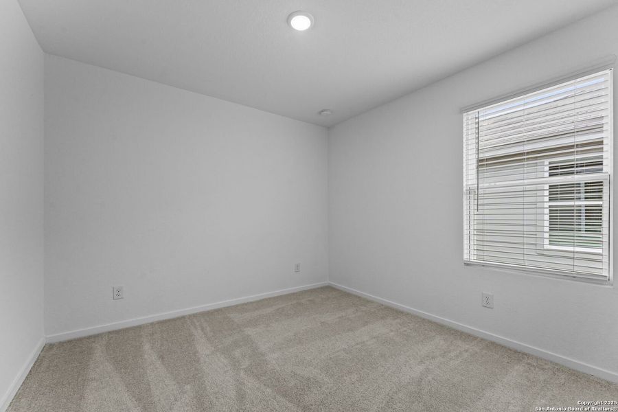 Spacious, unfurnished interior of a new home in Torian Village: Belmar Collection, San Antonio (Image 12).
